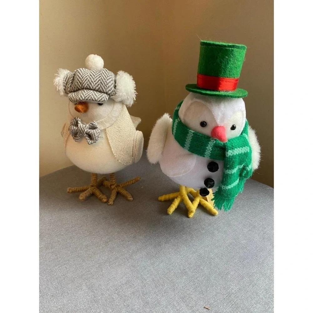 Winter Birds Featherly Friends Sweater Lot Of 2 Decor sku31